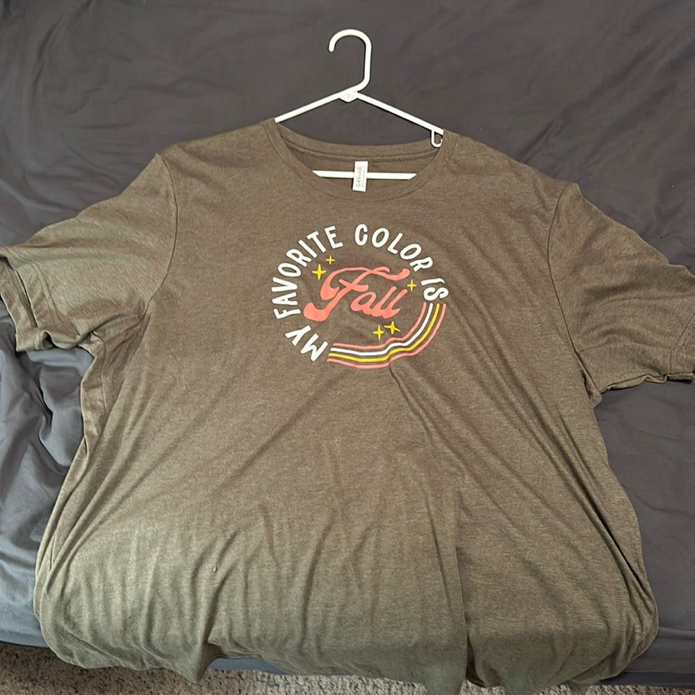 NWT!! My Favorite Color is Fall T-shirt